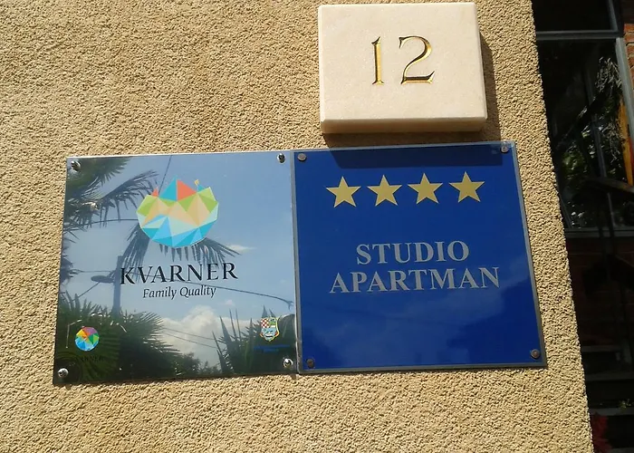 Charming Getaway W Panoramic Sea Views And Rewarded Garden *