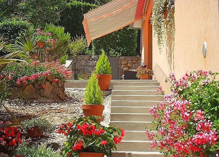 Charming Getaway W Panoramic Sea Views And Rewarded Garden Opatija