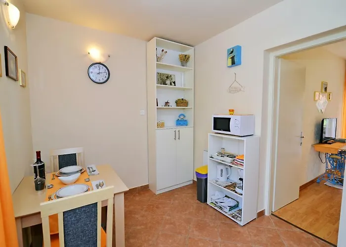 Charming Getaway W Panoramic Sea Views And Rewarded Garden Lejlighed Opatija